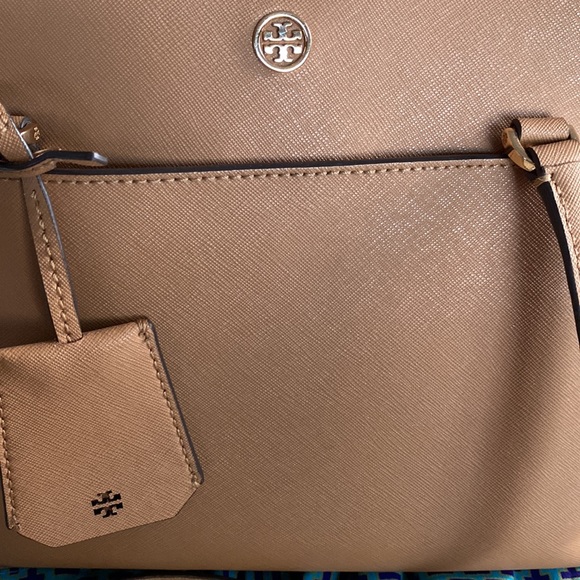 TORY BURCH Robinson Small Tote - Picture 2 of 6